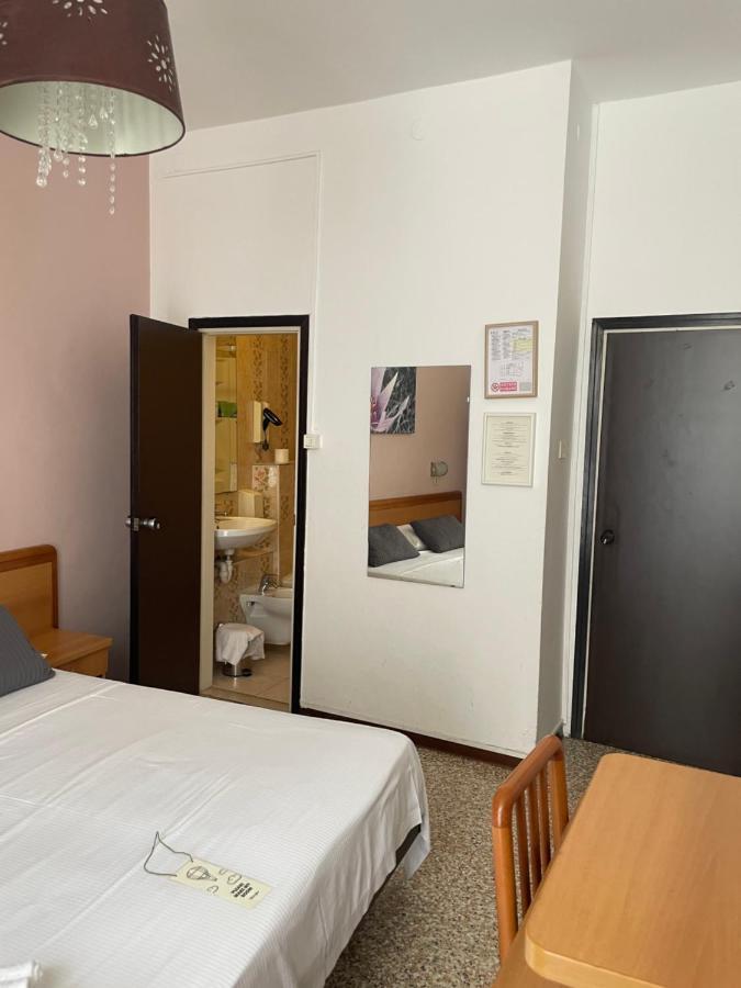 Hotel Cappello Cesena Exterior photo